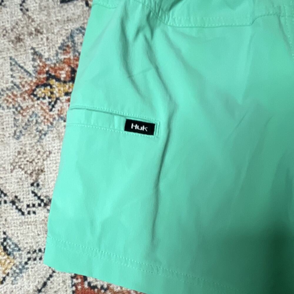 Huk Women's Performance Fishing Shorts Mint Green Aqua Size XS - Picture 5 of 7